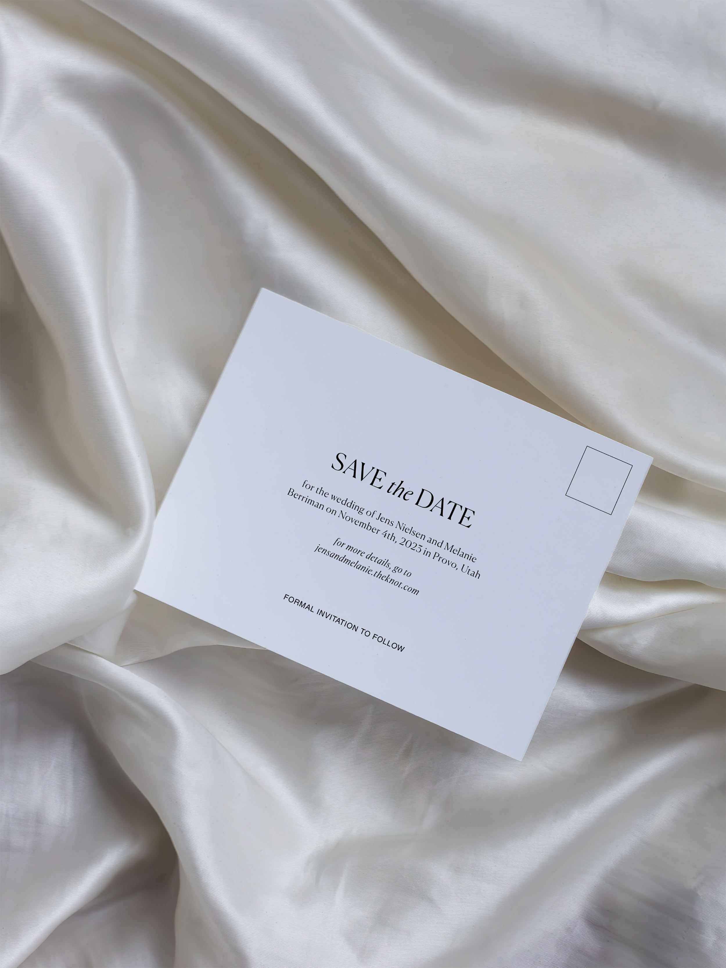 The ROMA Invitation 9-Piece Suite