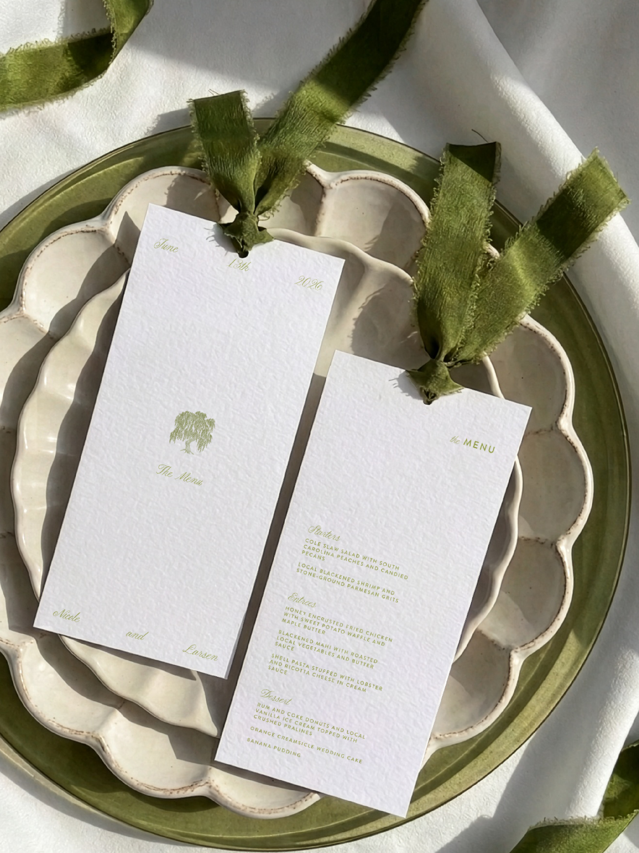 The WILLOW Invitation 11-Piece Suite